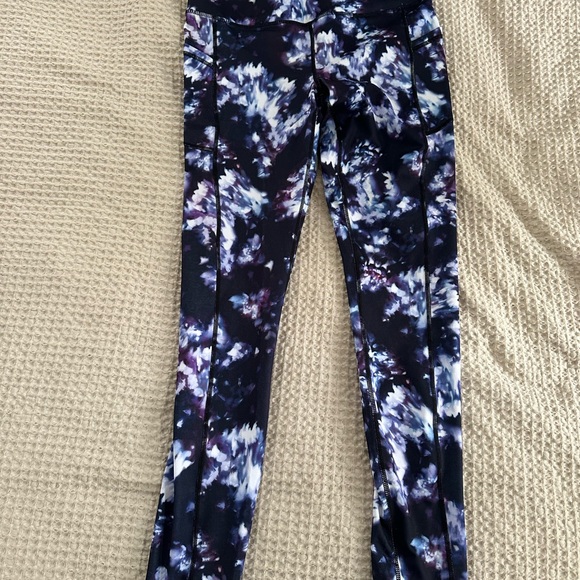 BARELY WORN Gaiam Floral Leggings M - Picture 3 of 4